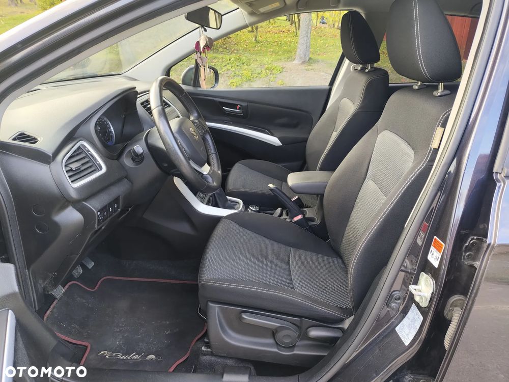 Suzuki SX4 S-Cross 1.6 VVT 4x4 Comfort - 9