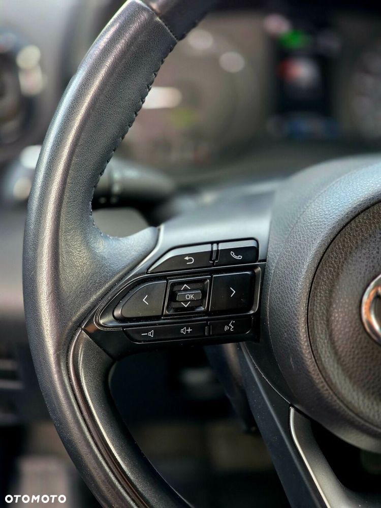 Toyota Yaris Hybrid 1.5 Comfort - 22