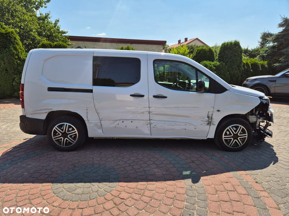 Toyota Proace City Verso 1.5 D-4D Business - 10