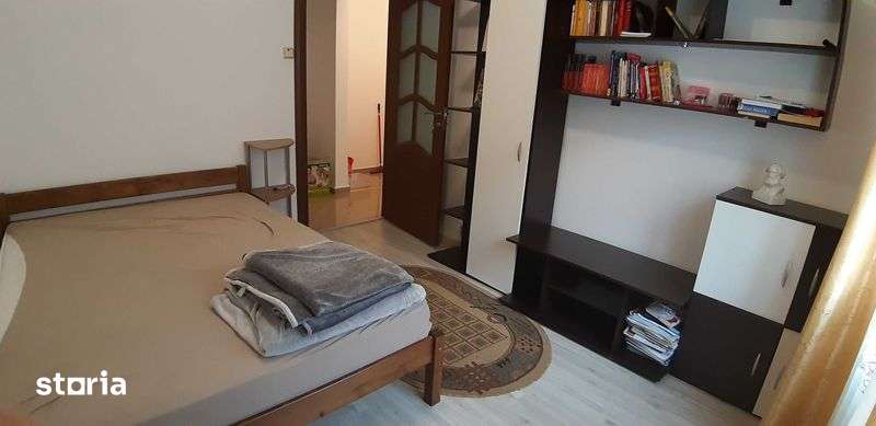 Proprietar, inchiriez apartament cu 4 camere, langa Universitate — fotografia 3