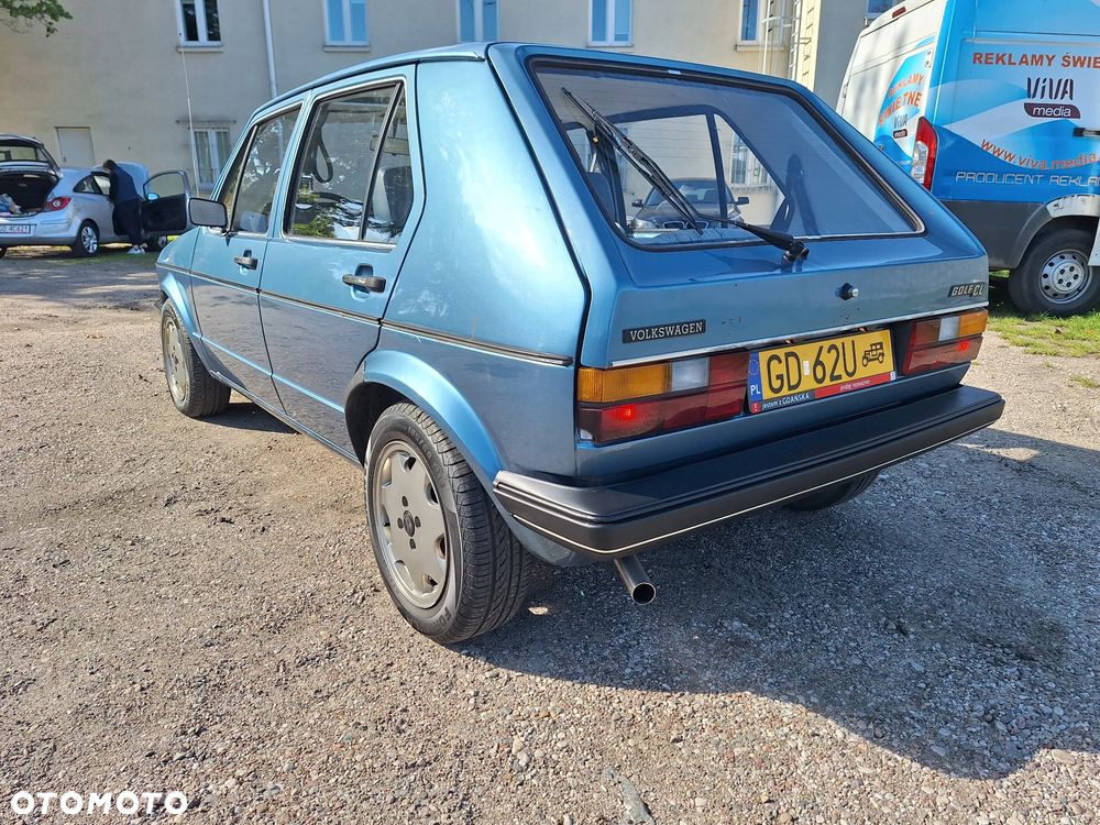Volkswagen Golf - 3