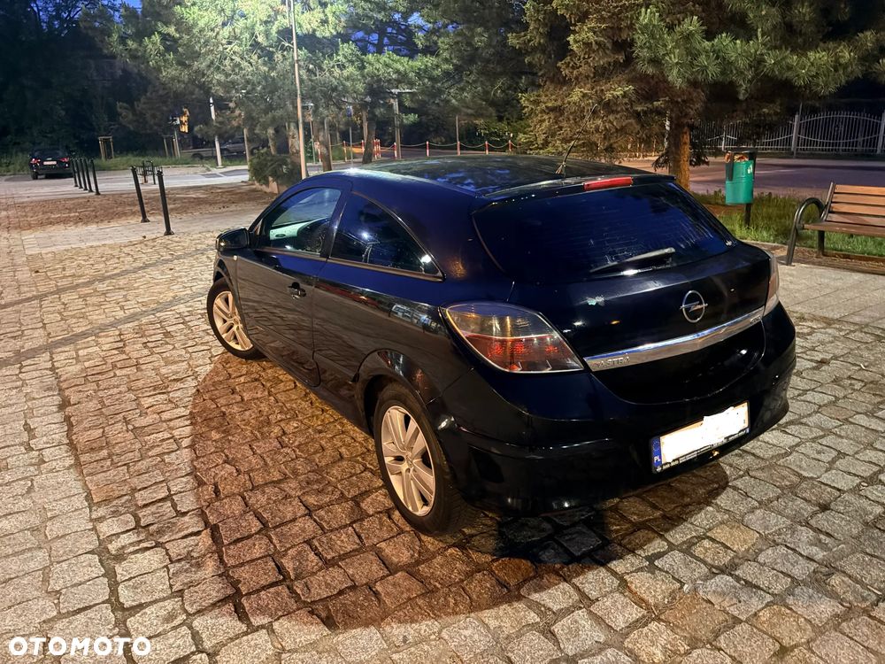 Opel Astra 1.4 111 - 3