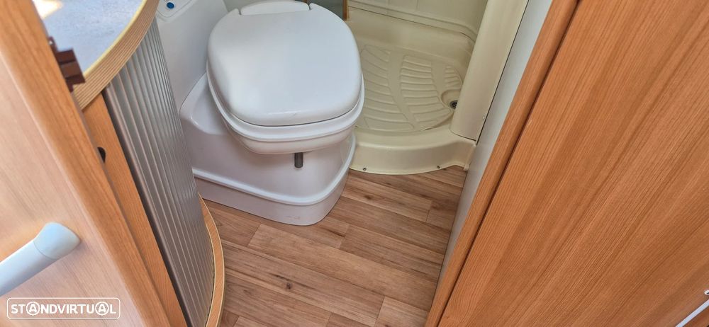 Chausson Trigano FORD TRANSIT 2.4 TDCI - 6 DORMIDAS - 5 LUGARES - 47