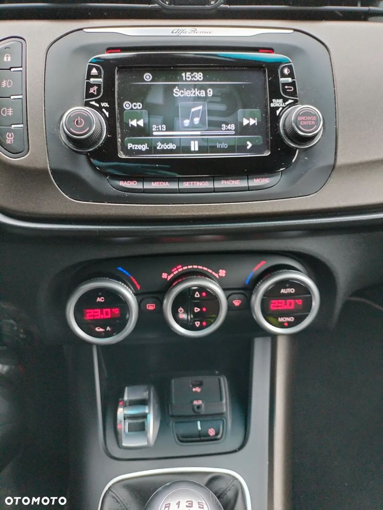 Alfa Romeo Giulietta 1.4 TB 16V Impression - 29