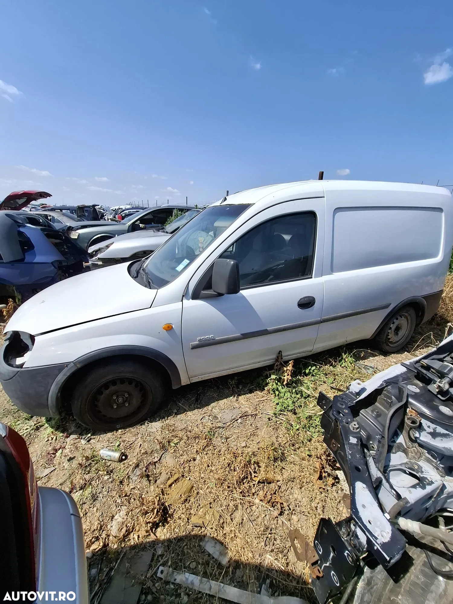 Dezmembrez Opel Combo - 6