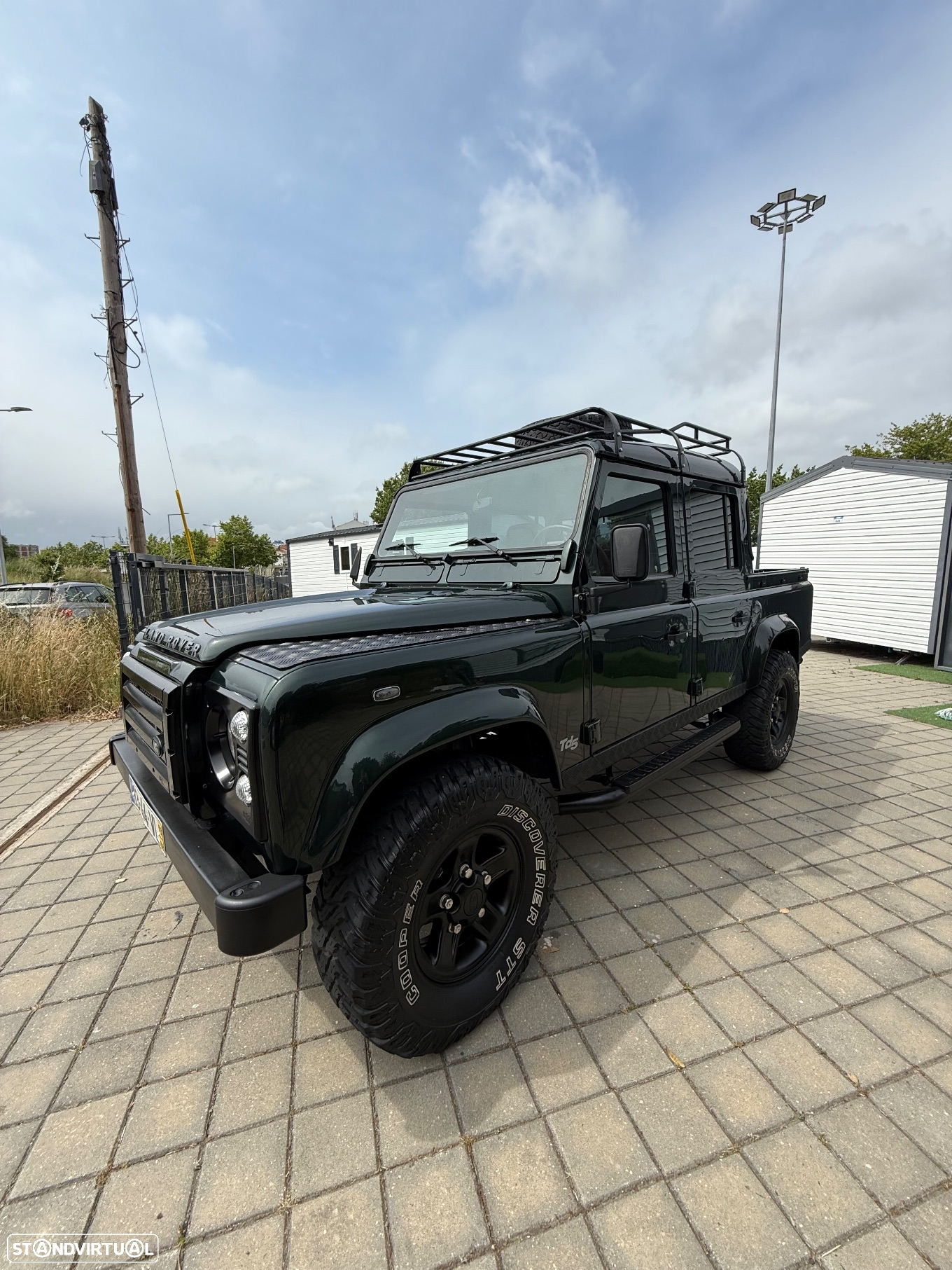 Land Rover Defender 130 CD 2.5 Td5 S - 12