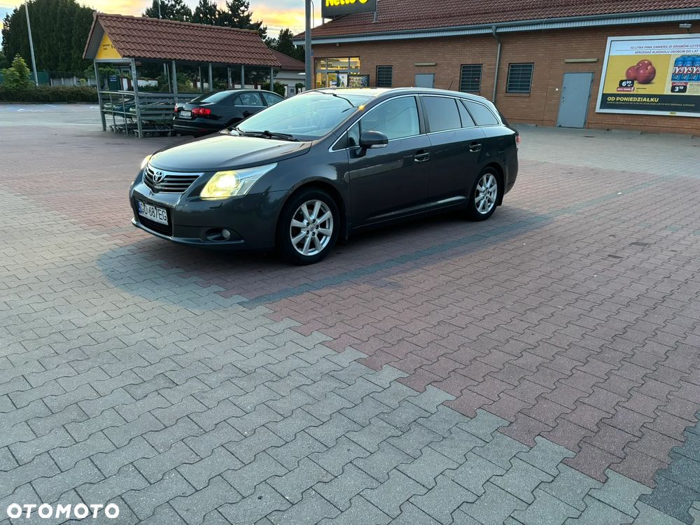 Toyota Avensis 2.0 Sol EU5 MS - 3