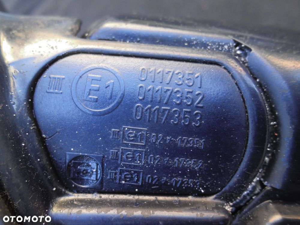 LUSTERKO LEWE BMW 3 E36 4PIN SEDAN EUROPA - 6