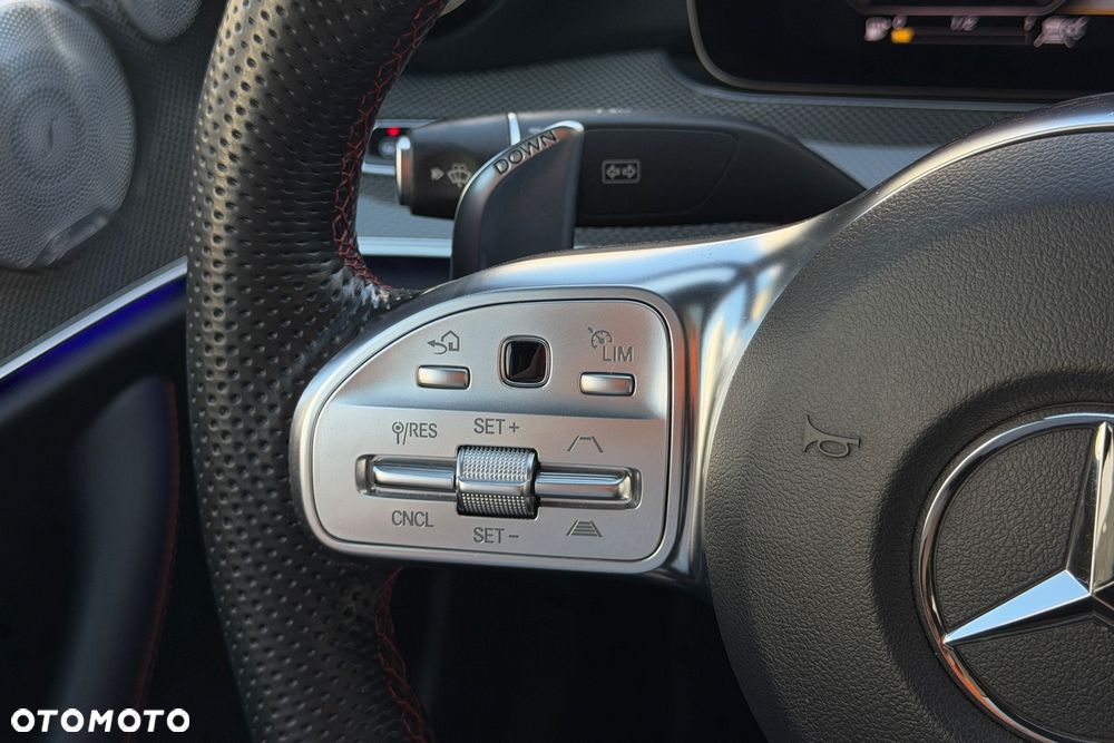 Mercedes-Benz Klasa E AMG 53 4-Matic+ 9G-TRONIC - 10