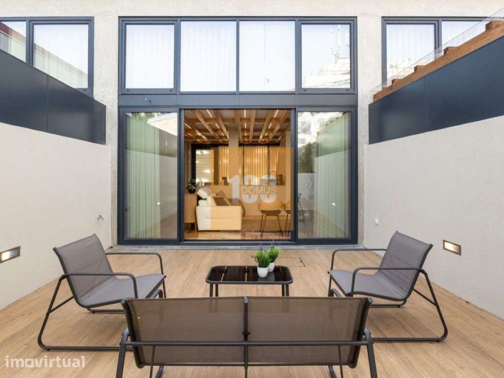 Moradia V2 com terraço e garagem - Grande imagem: 3/17