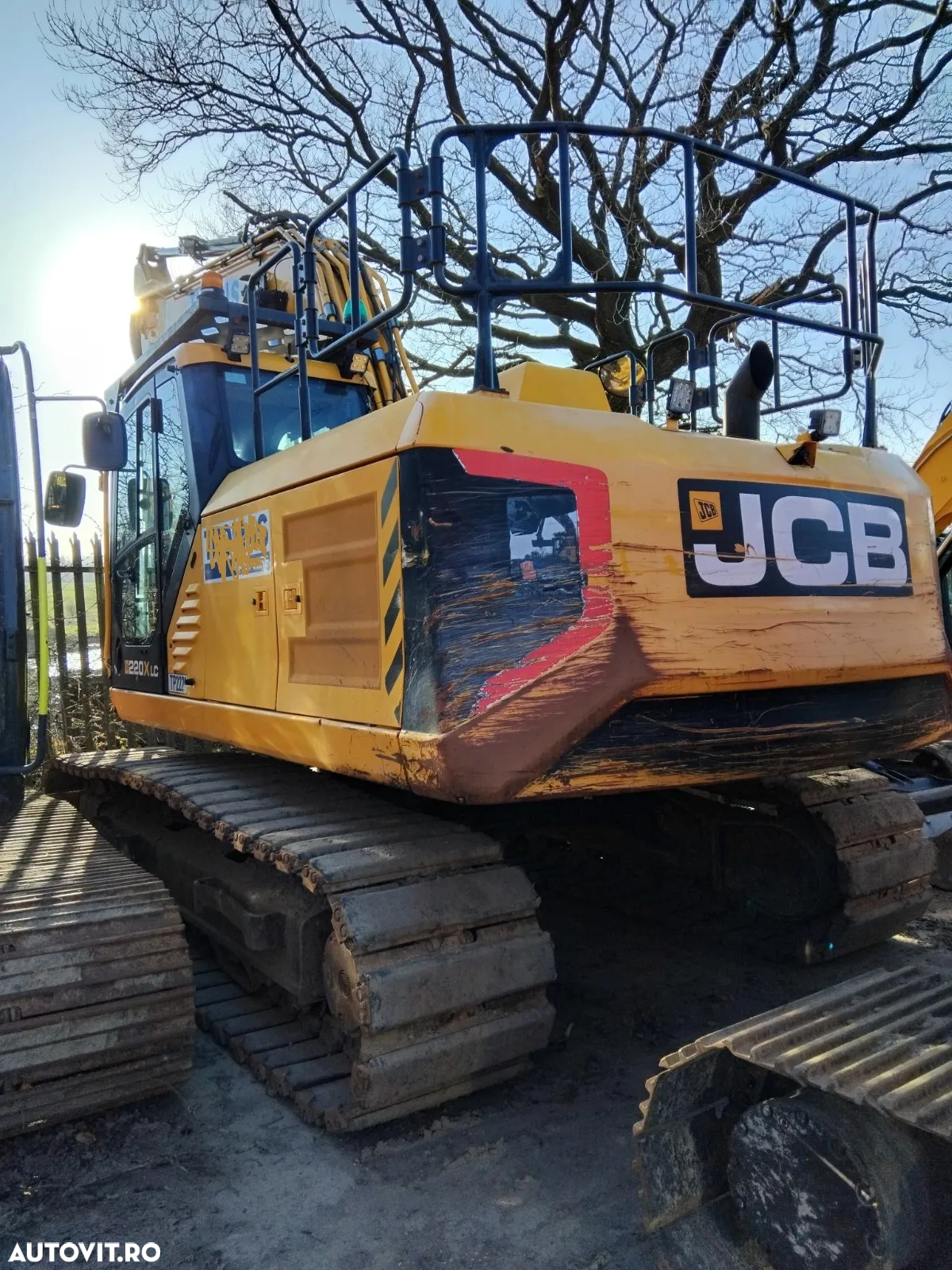 JCB 220X - 2