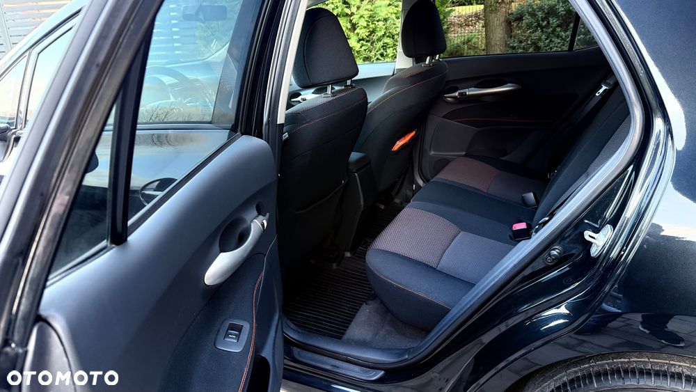 Toyota Auris 1.6 Executive - 32