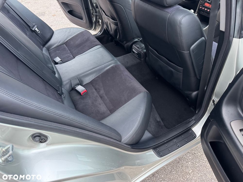 Lexus IS 200 Limited - 23