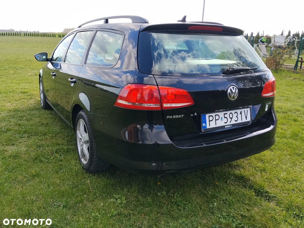 Volkswagen Passat 1.6 TDI Trendline - 10