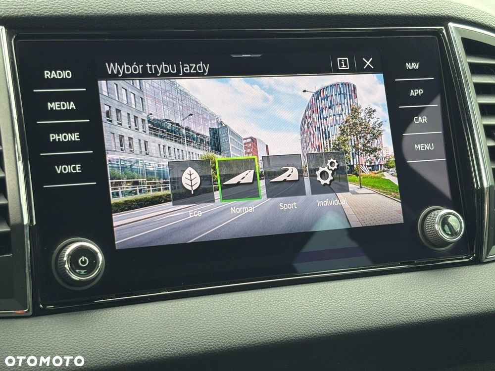 Skoda Karoq 1.5 TSI ACT Style - 28