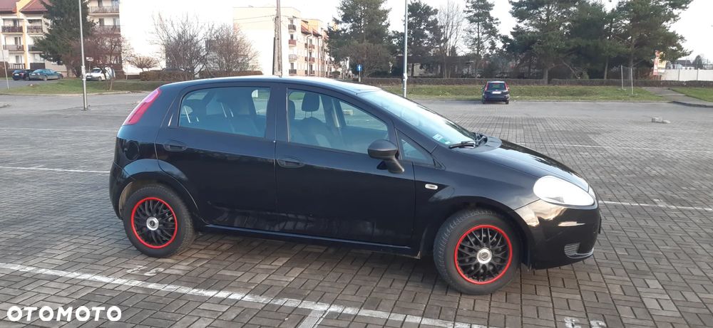 Fiat Grande Punto Actual 1.2 8V Estiva - 3