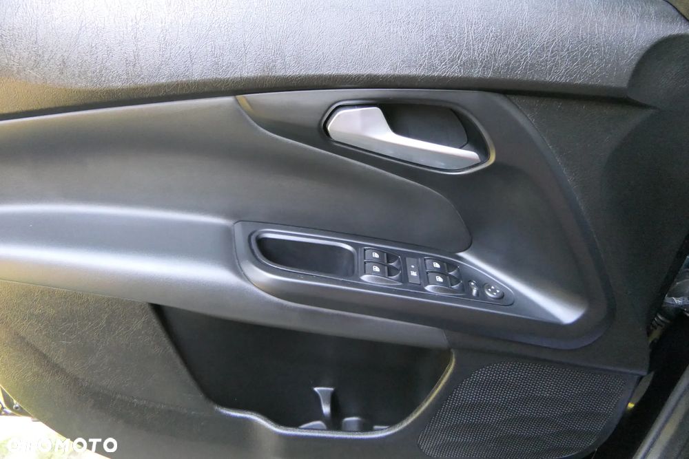 Fiat Tipo 1.6 MultiJet 16v Lounge DDCT - 33