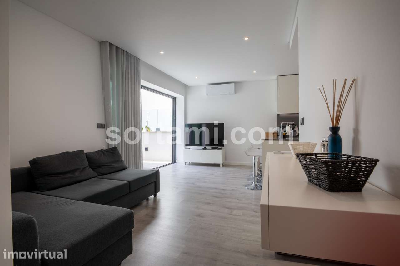 Apartamento T2 Venda em Quarteira,Loulé - Grande imagem: 4/18