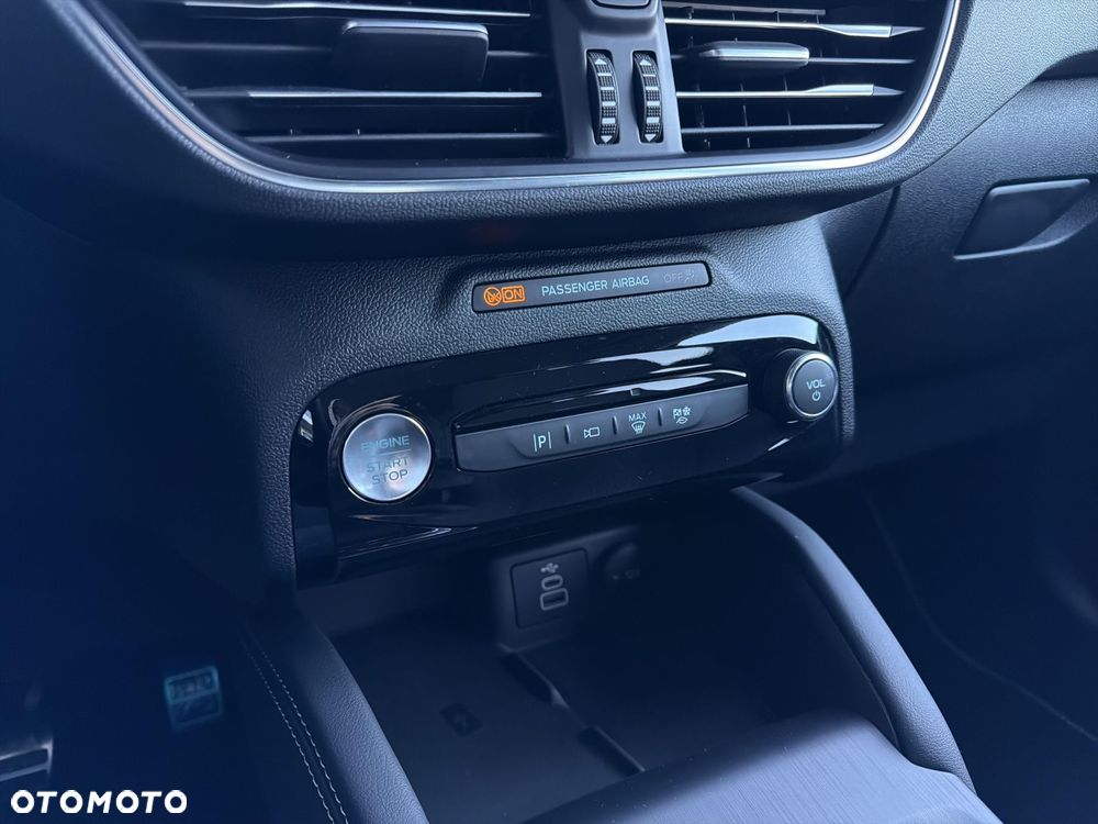 Ford Kuga 2.5 Duratec FHEV ACTIVE X - 17