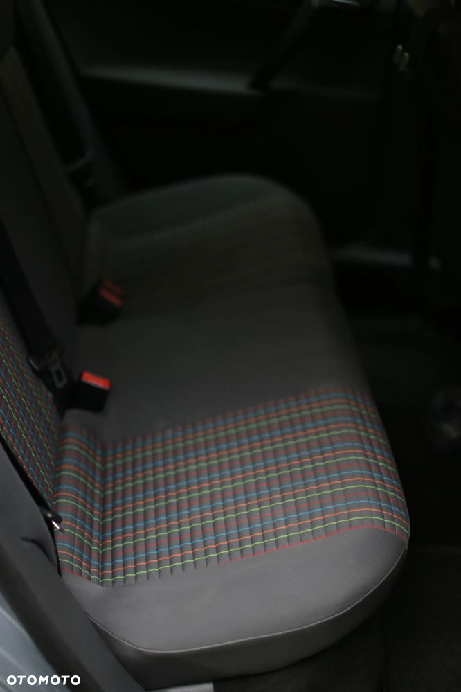 Volkswagen Polo 2009 photo 5