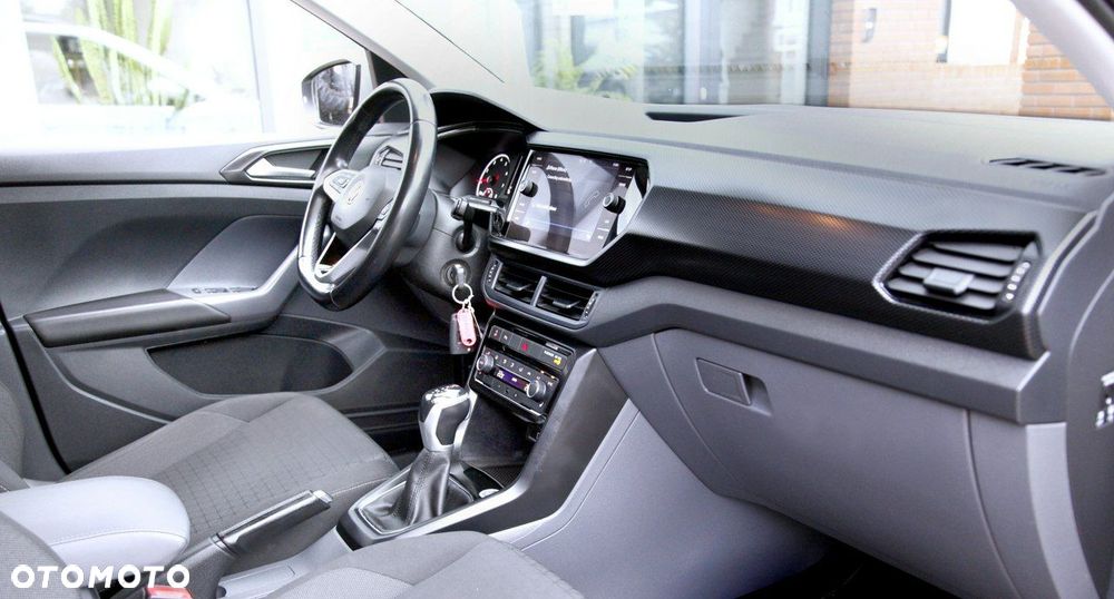 Volkswagen T-Cross 1.0 TSI Style DSG - 10