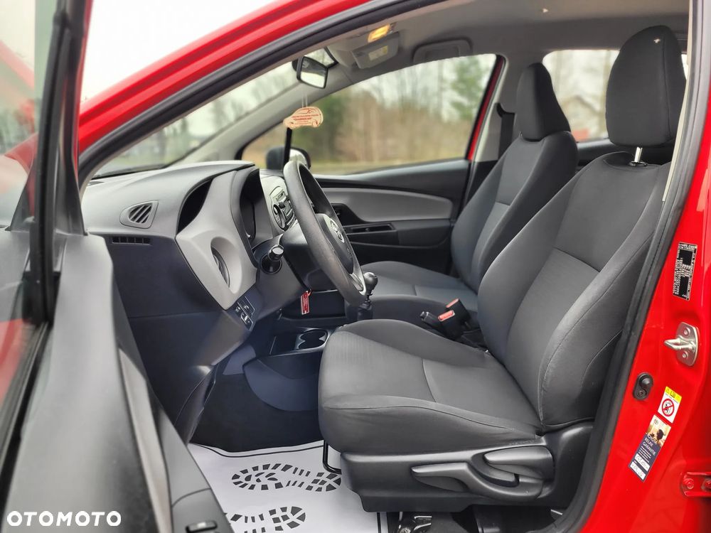 Toyota Yaris 1.33 VVT-i - 13