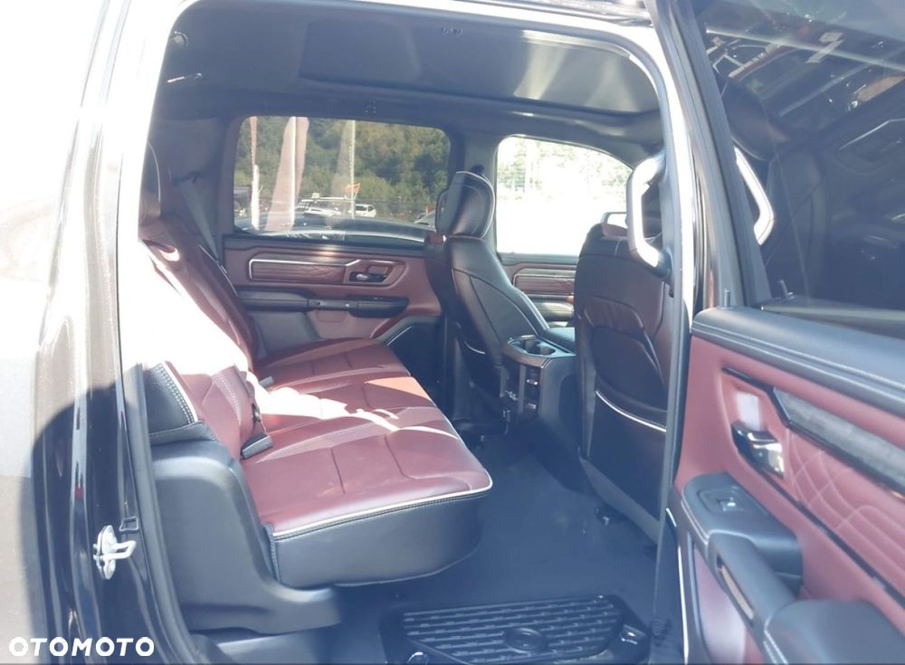 RAM 1500 - 10
