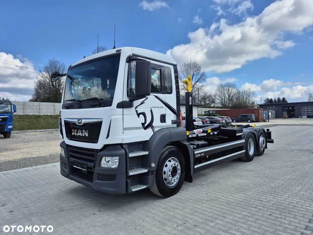 MAN TGS 26.460 / HAKOWIEC/ HYVA / OŚ SKRETKA