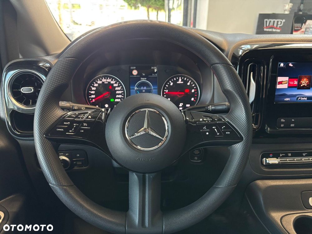 Mercedes-Benz Vito - 15