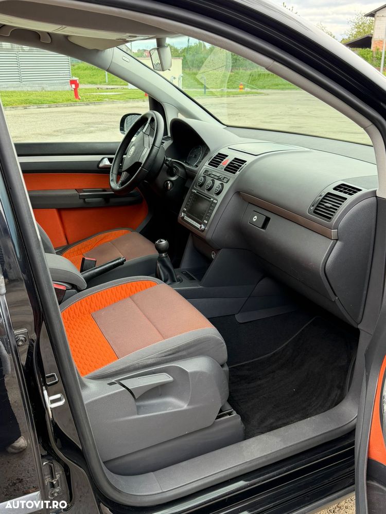 Volkswagen Touran 1.9 TDI - 6