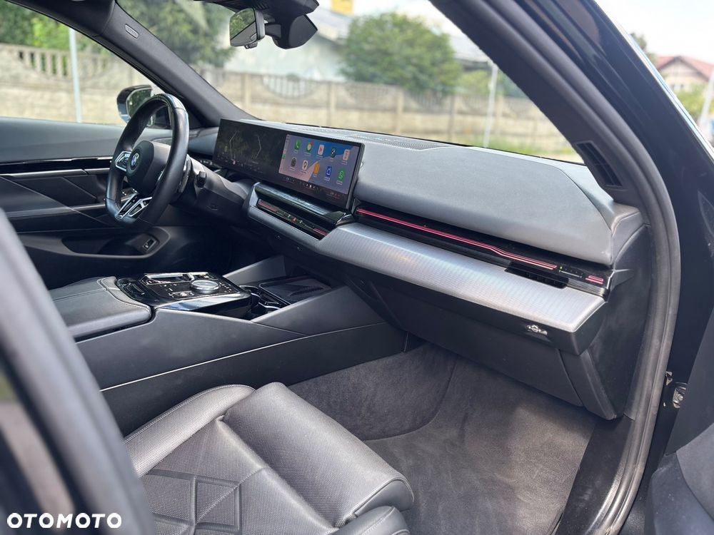 BMW Seria 5 520d mHEV M Sport - 23