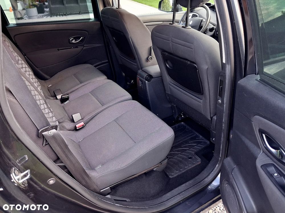 Renault Scenic 1.6 16V 110 Expression - 19
