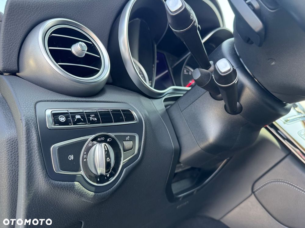 Mercedes-Benz GLC 250 4Matic 9G-TRONIC - 19