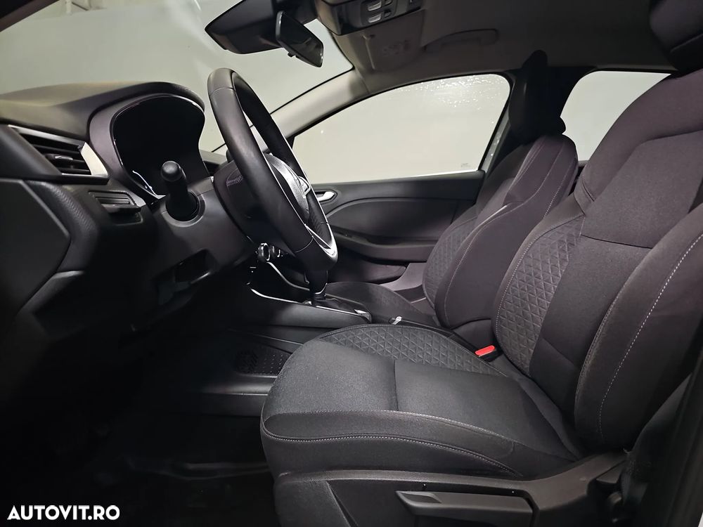 Renault Clio - 23