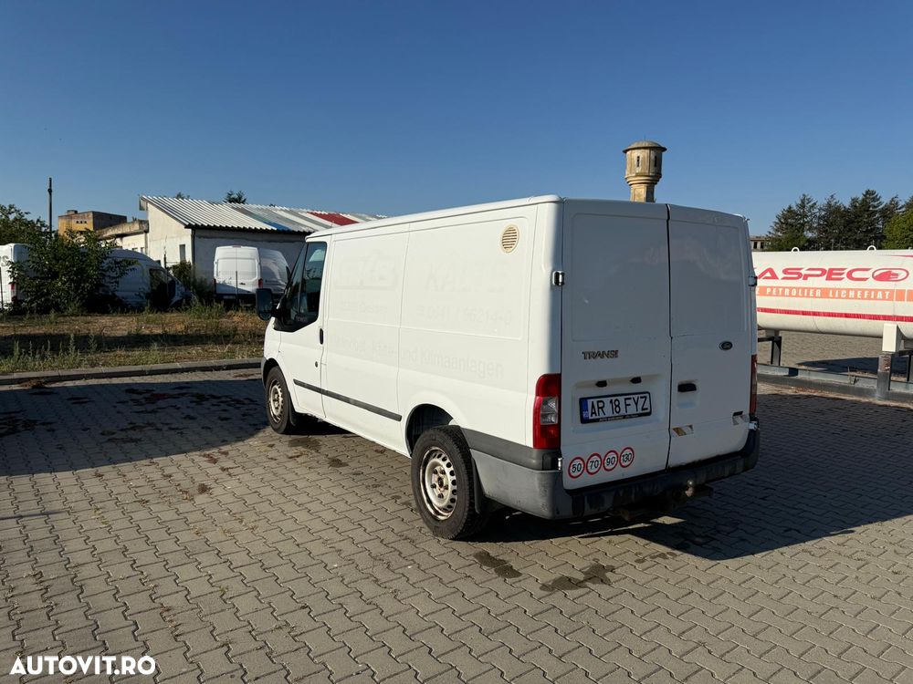 Ford Transit - 4