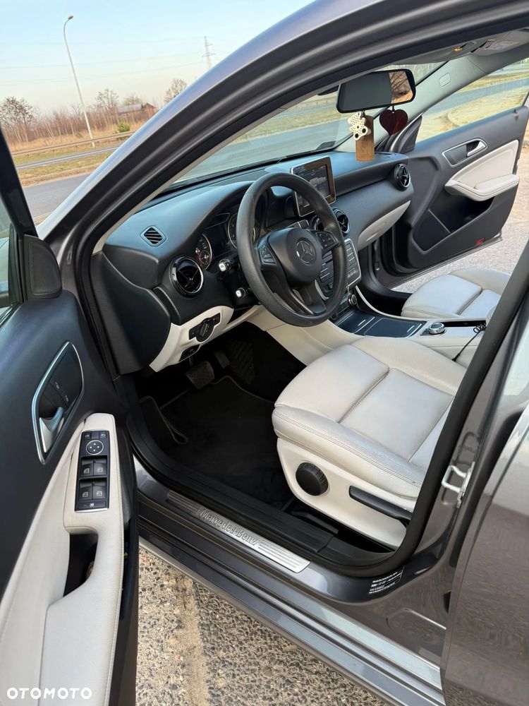 Mercedes-Benz Klasa A 180 d 7G-DCT Activity Edition - 7