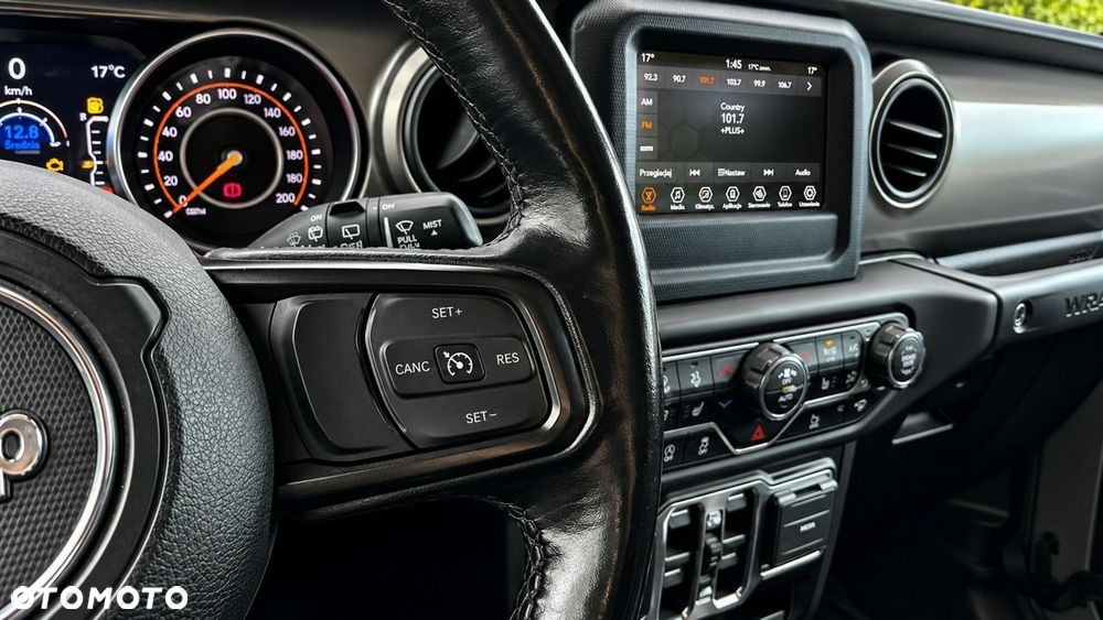 Jeep Wrangler - 15