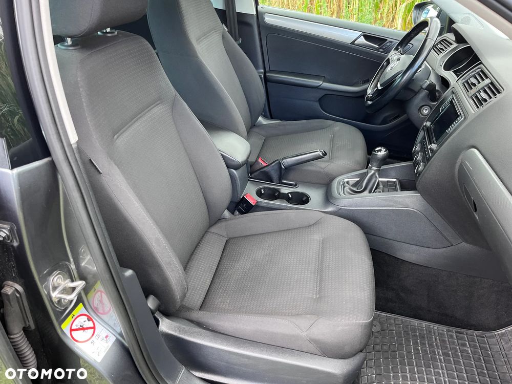 Volkswagen Jetta 1.4 TSI BMT Comfortline - 18