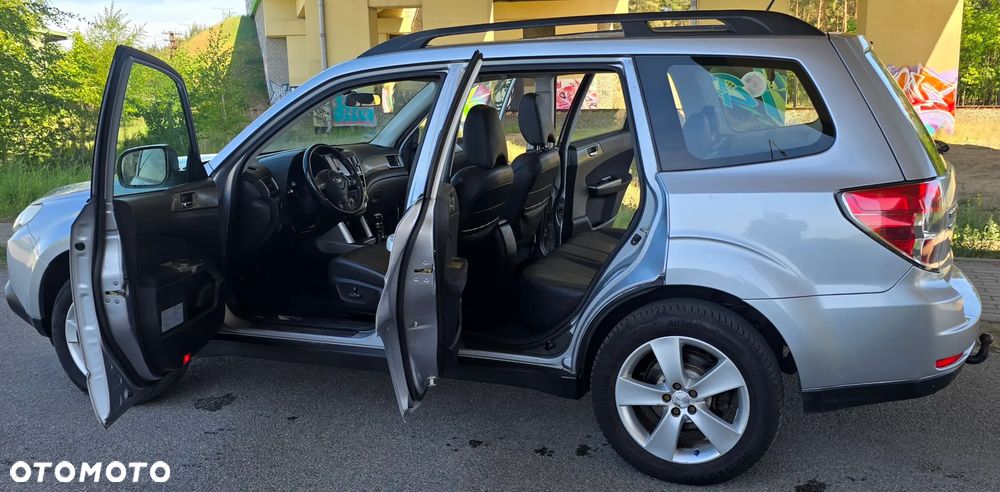 Subaru Forester 2.0D Exclusive EU6 - 19