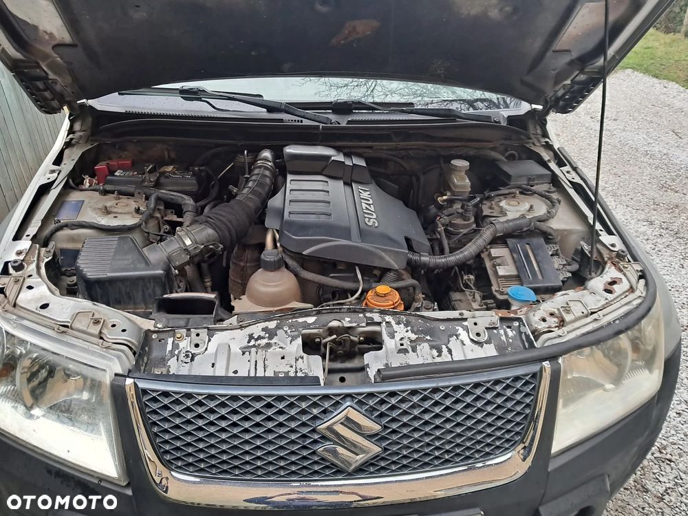 Suzuki Grand Vitara 1.9 DDiS - 11