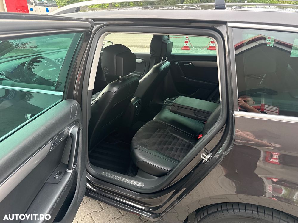 Volkswagen Passat 2.0 TDI BlueMotion Technology DPF Highline - 11