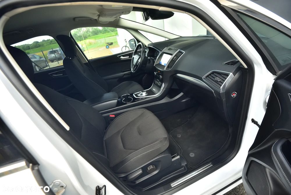 Ford S-Max 2.0 EcoBlue Titanium - 22