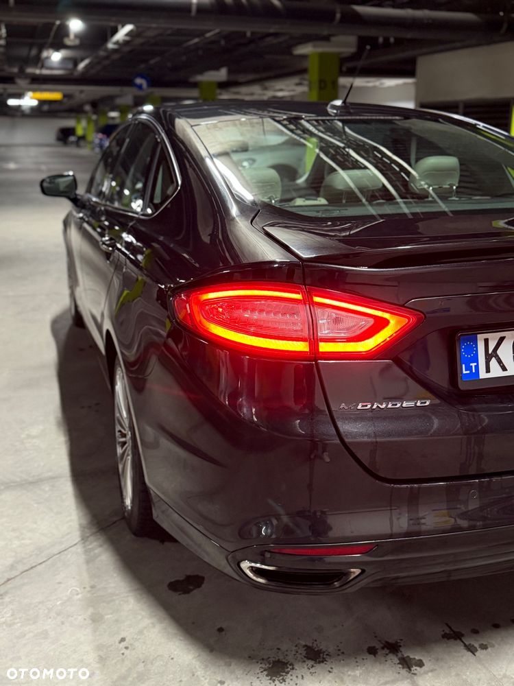 Ford Fusion - 9
