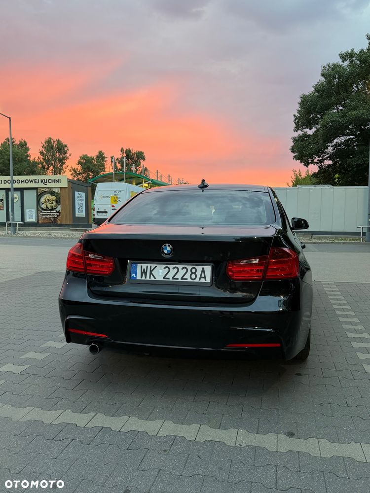 BMW Seria 3 318d - 17