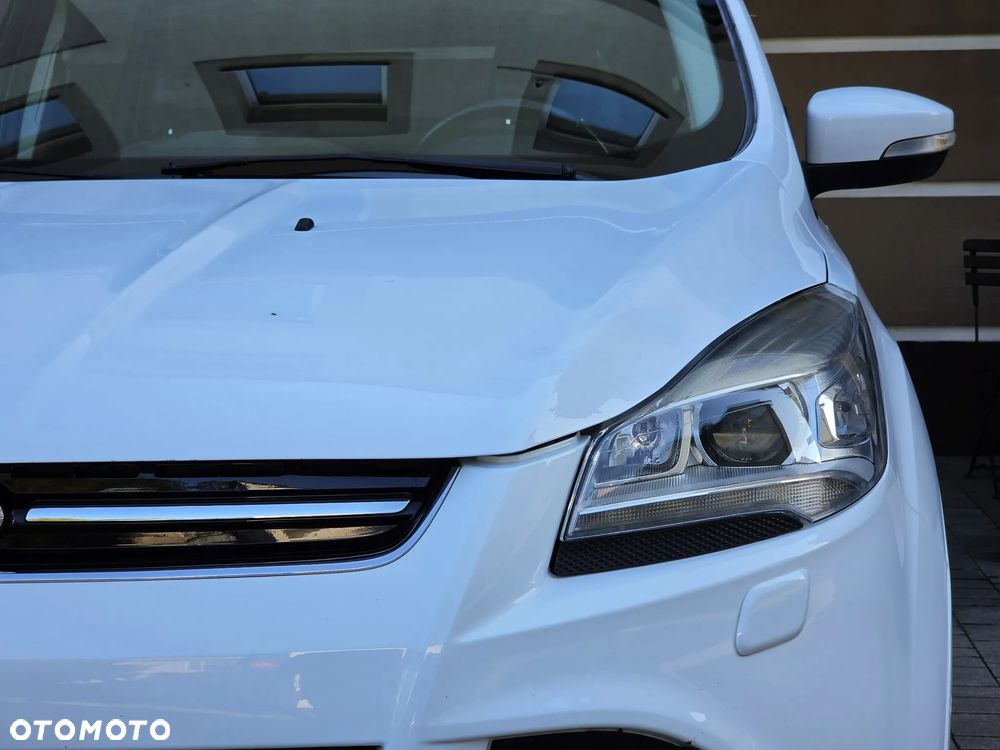 Ford Kuga 2.0 TDCi 2x4 ST-Line - 20