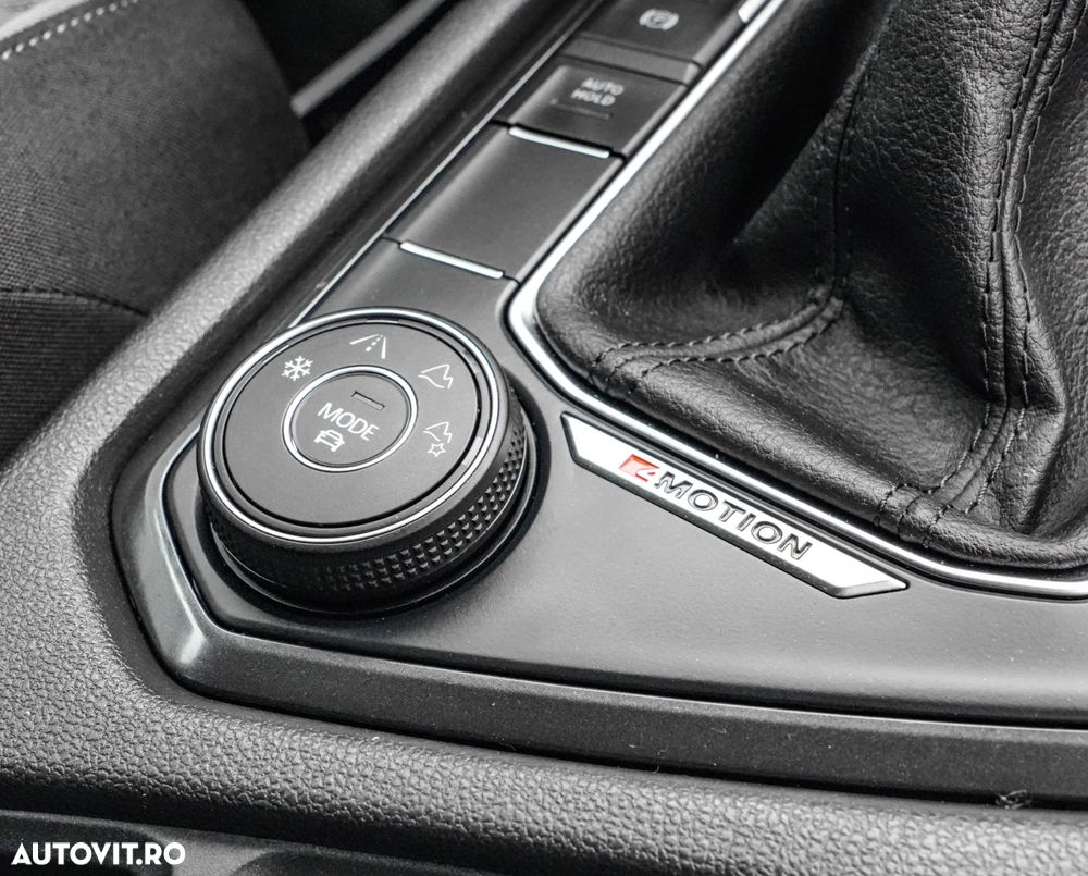 Volkswagen Tiguan 2.0 TDI SCR DSG 4Motion Elegance - 27
