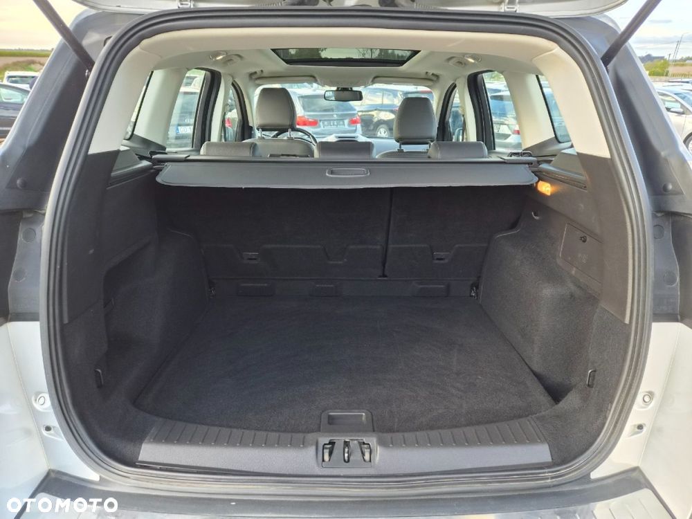 Ford Kuga 2.0 TDCi 4x4 Titanium - 19