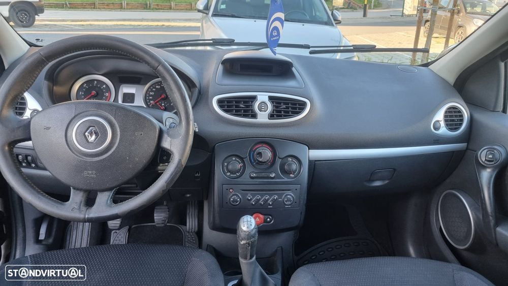 Renault Clio 1.5 dCi Dynamique - 4