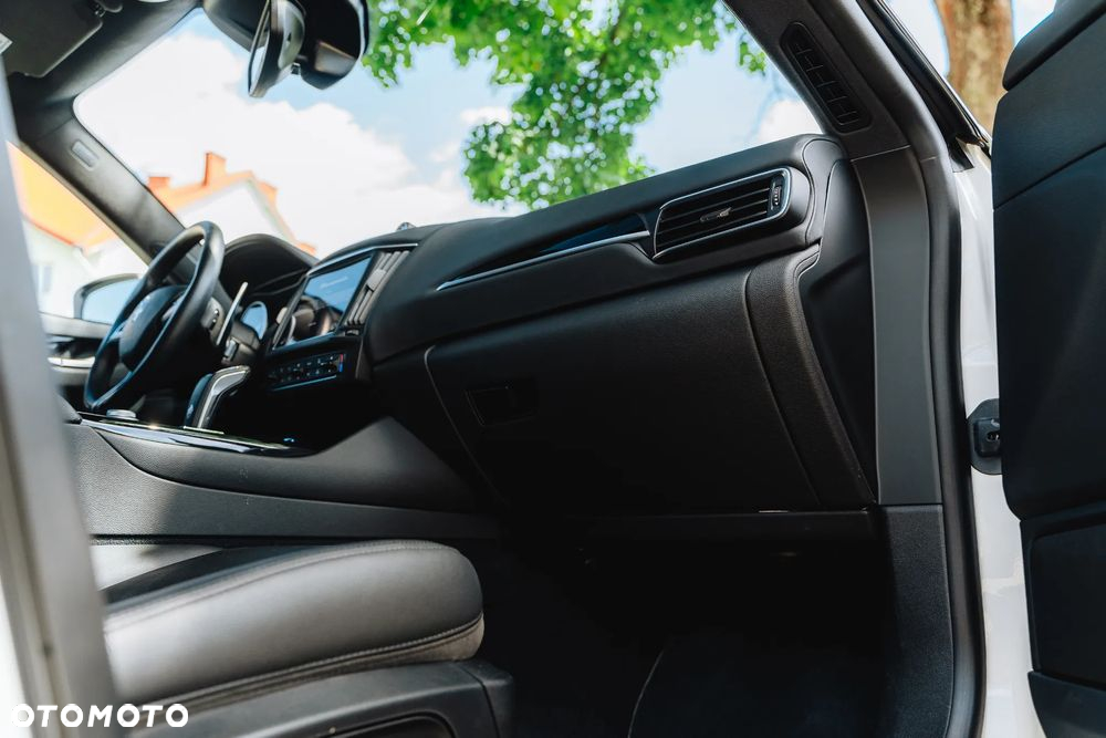 Maserati Levante - 38