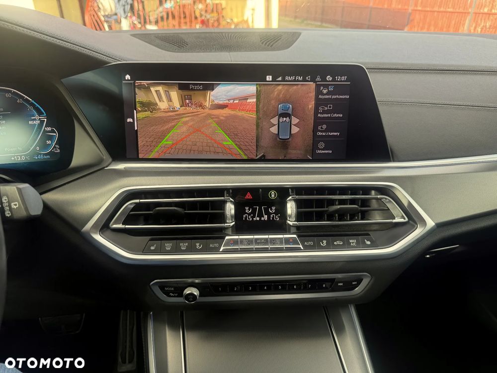 BMW X5 xDrive45e - 29